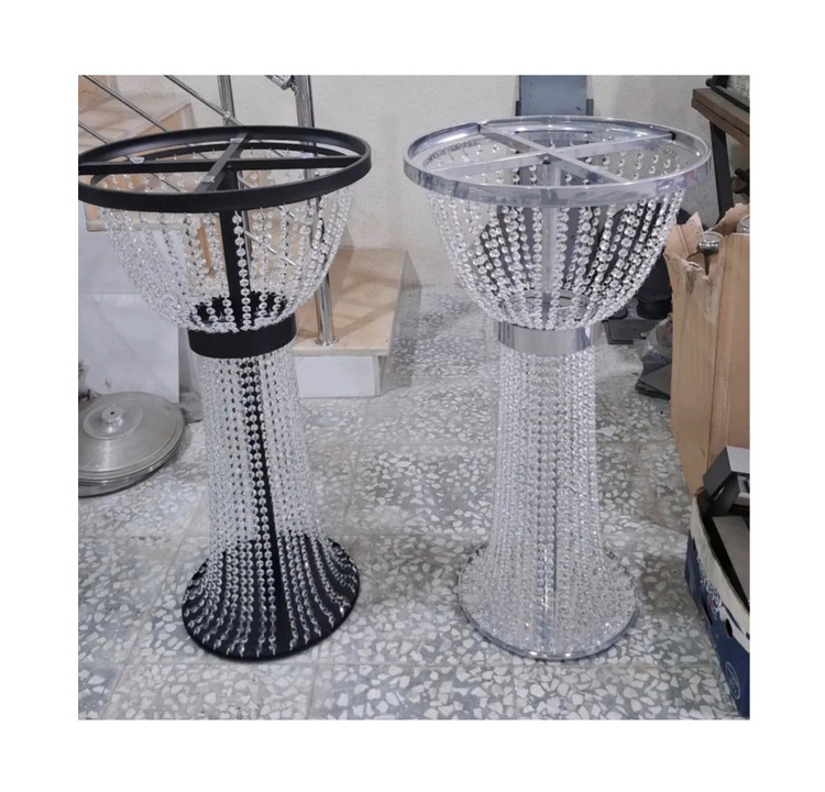میز سوارز ستونی (کریستالی)