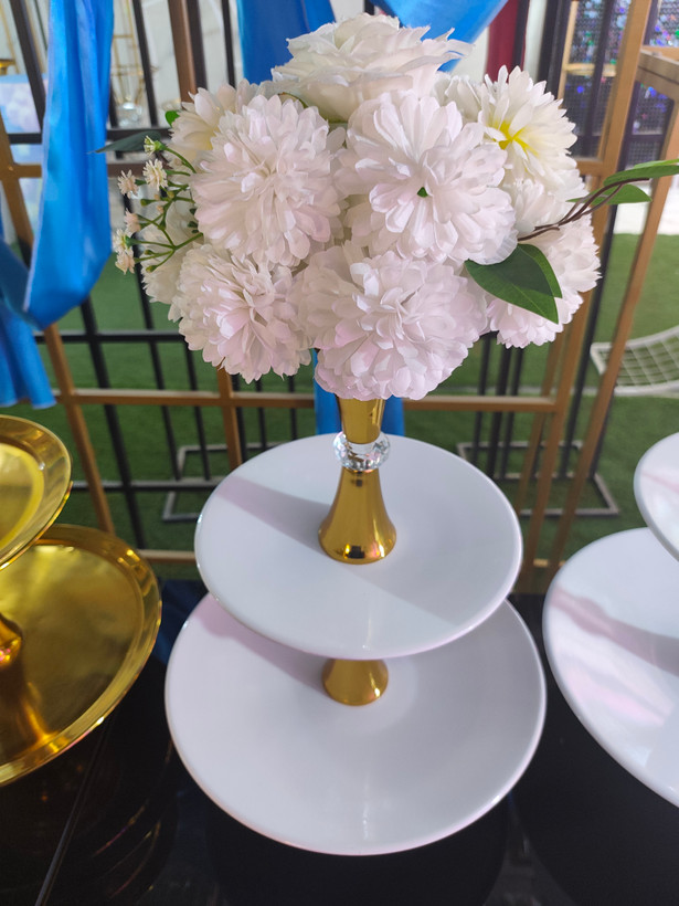 ظروف میوه و شیرینی خوری ۲ طبقه (با جای توپ گل)